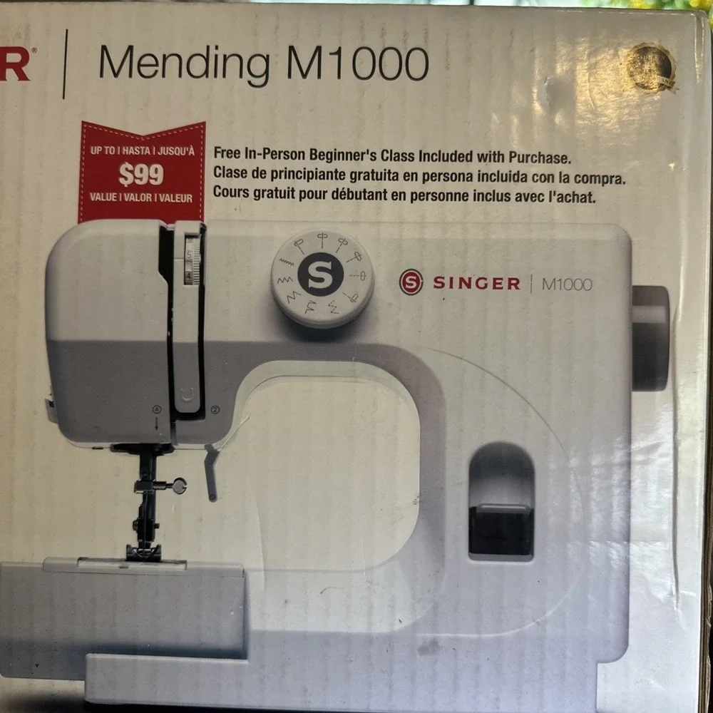 SINGER M1000 32-Stitch Sewing Machine - Mending M1000 - White